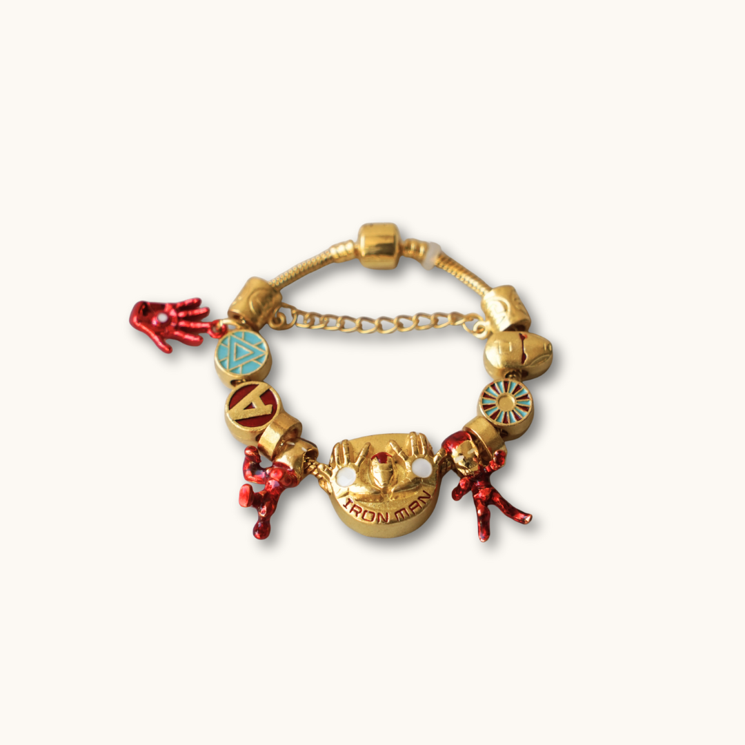 Marvel Iron Man Gold Bracelet with Charms (19cm) - Bracelet gold-toned iron man-themed charm bracelet